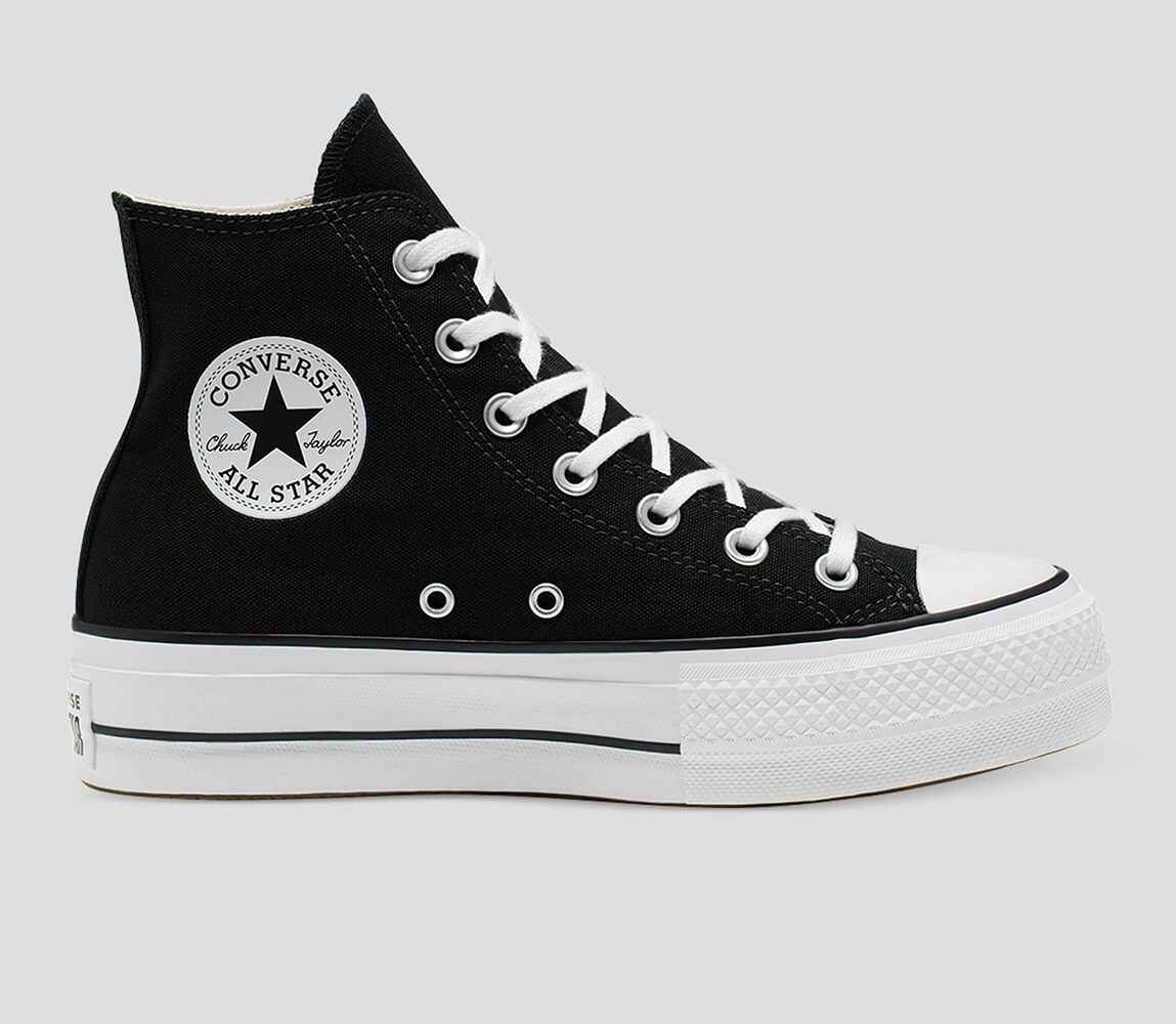 Black white clearance chuck taylors