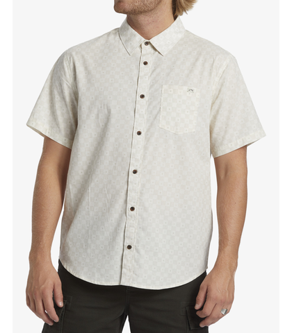 BILLABONG MENS SUNDAYS MINI S/S DRESS SHIRT - TAUPE