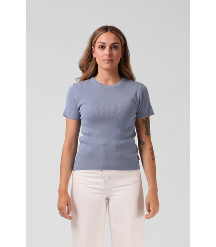 RPM LADIES KNITTED S/S TOP - DUSTY BLUE