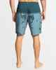 QUIKSILVER MENS THE CHASE 2 BOARDSHORT - REFLECTING POND