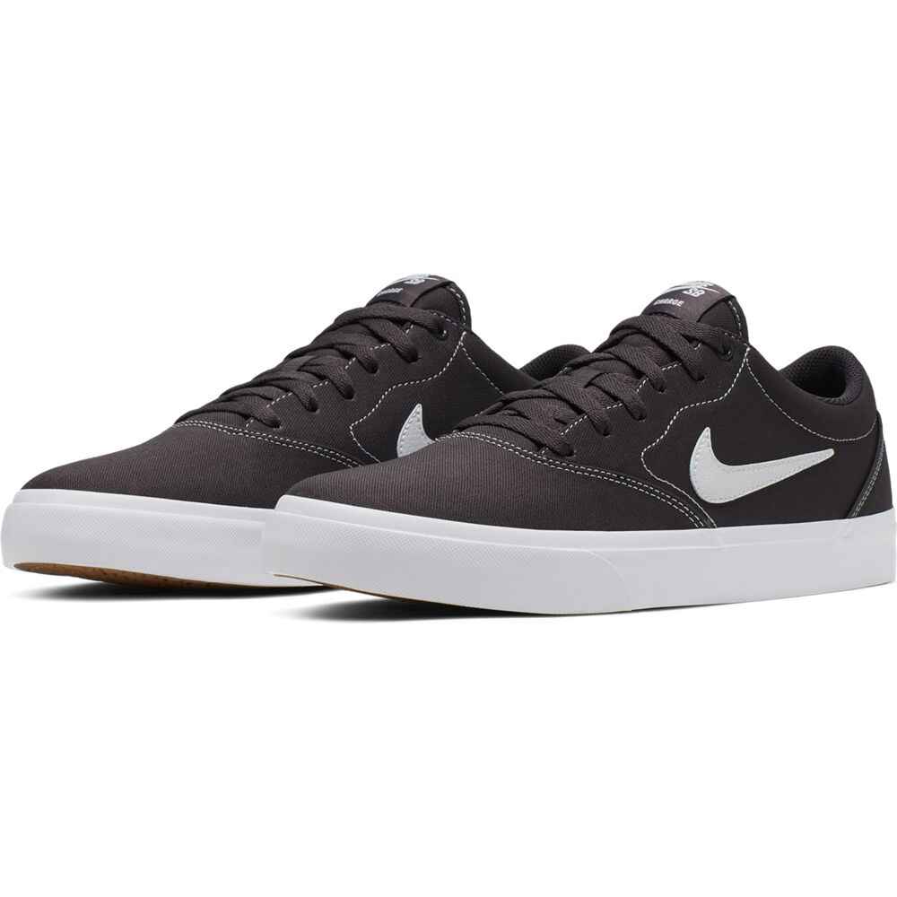 nike canvas sb charge